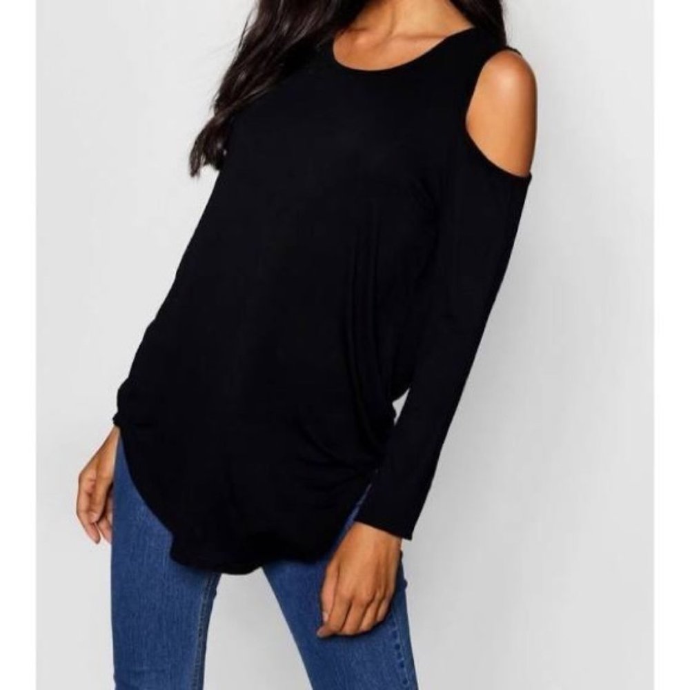 American Eagle | Soft & Sexy Black Cold Shoulder Size Medium